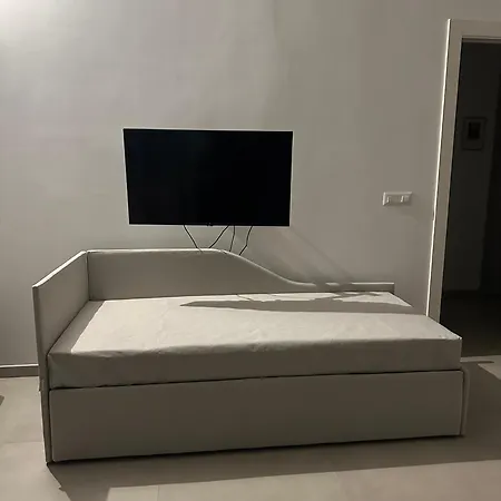 Puglia Apartment! Nuova Costruzione Centro Διαμέρισμα Μπάρι